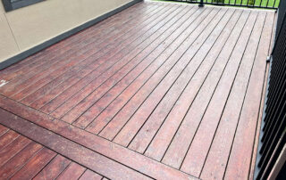 IntEx Pros Des Moines Iowa Contractors Deck Restoration and Cleaning and Stain